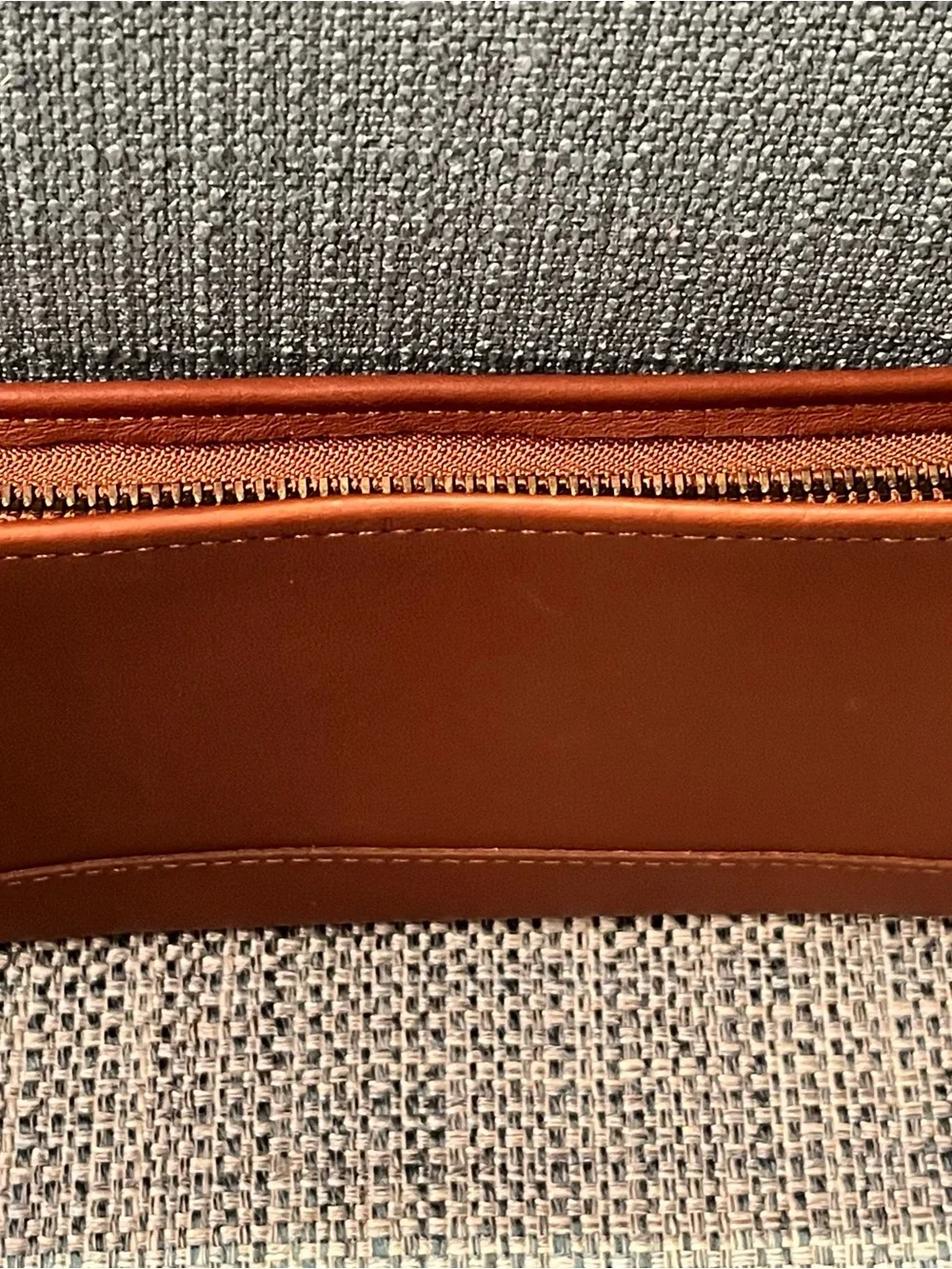 NWOT Vintage COACH British Tan Leather Wallet Pouch USA with Booklet:  RARE!!